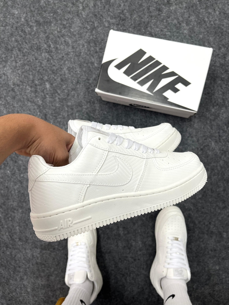 NK AIR FORCE LUXO BRANCO/CARBONO
