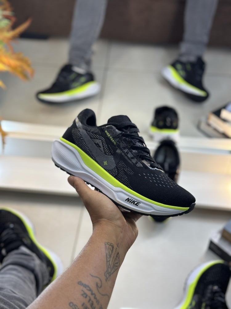NK PEGASUS TRAIL PRETO/VERDE