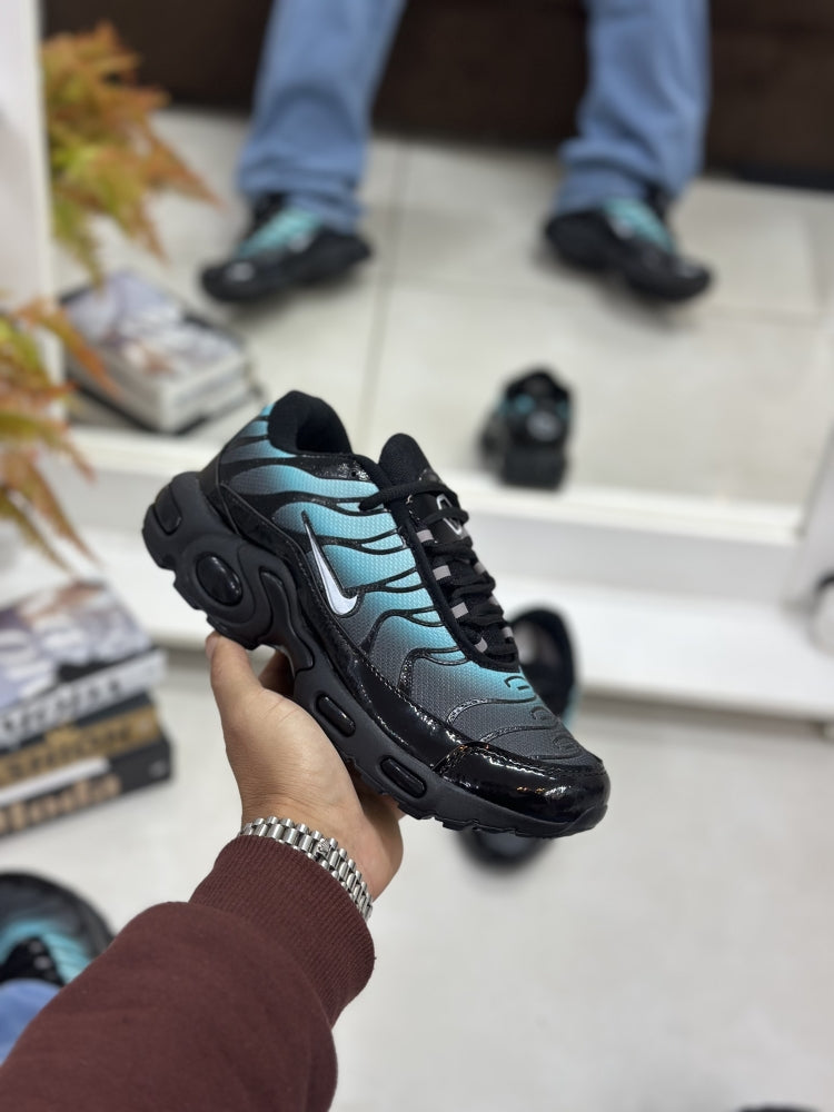 NK TN REFLETIVO AZUL ÁGUA/PRETO