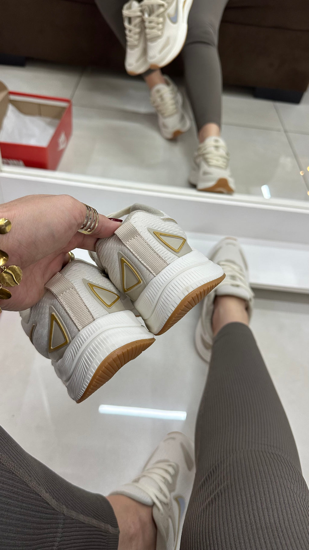 TÊNIS PREMIUM NK RUNNING FIT CREME