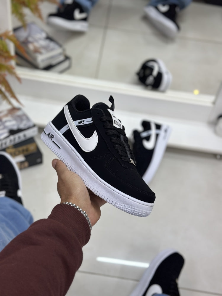 NIKE AIR FORCE GORGURÃO