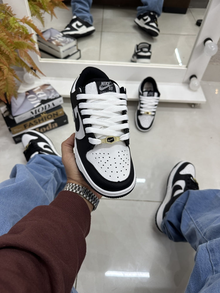 NK DUNK LOW PREMIUM PRETO/BRANCO
