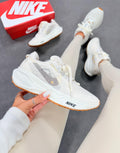 NK PEGASUS TRAIL CREME