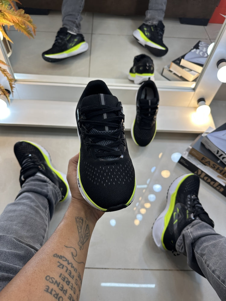 NK PEGASUS TRAIL PRETO/VERDE