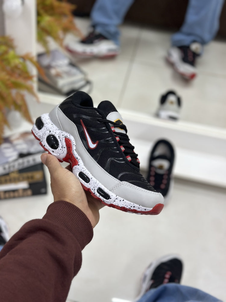 NK TN REFLETIVO PRETO/BEGE/VERMELHO