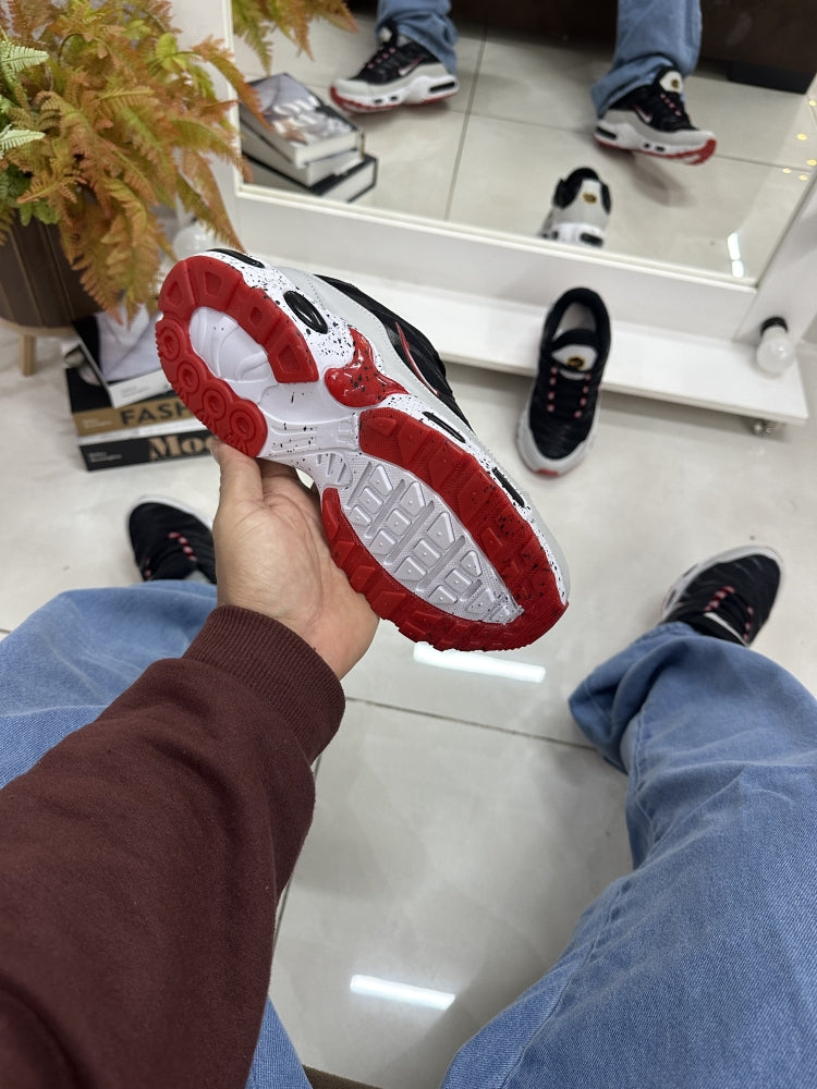 NK TN REFLETIVO PRETO/BEGE/VERMELHO