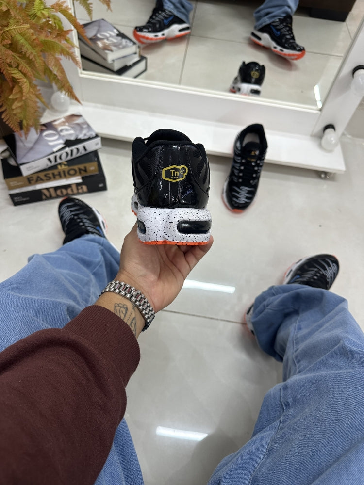 NK TN REFLETIVO PRETO/LARANJA