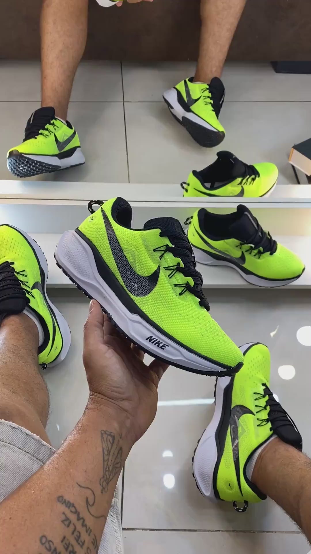 NK PEGASUS TRAIL PRETO/VERDE LIMÃO