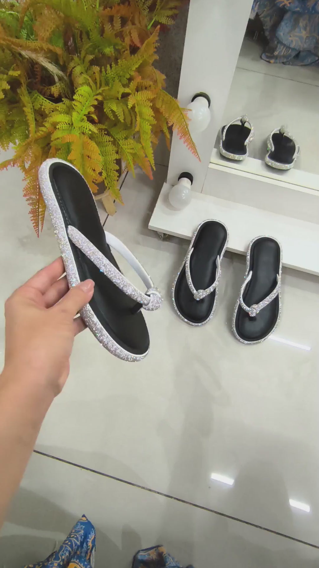 FLAT BEATRIZ STRASS PRETA