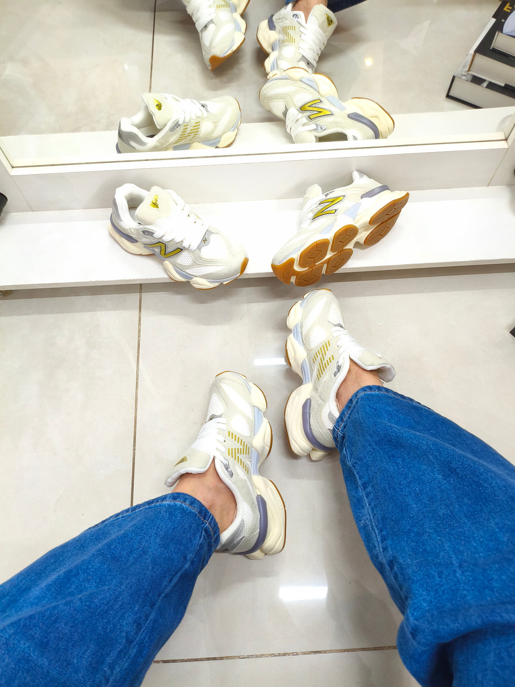 NB 9060 PREMIUM OFF-WHITE/DOURADO