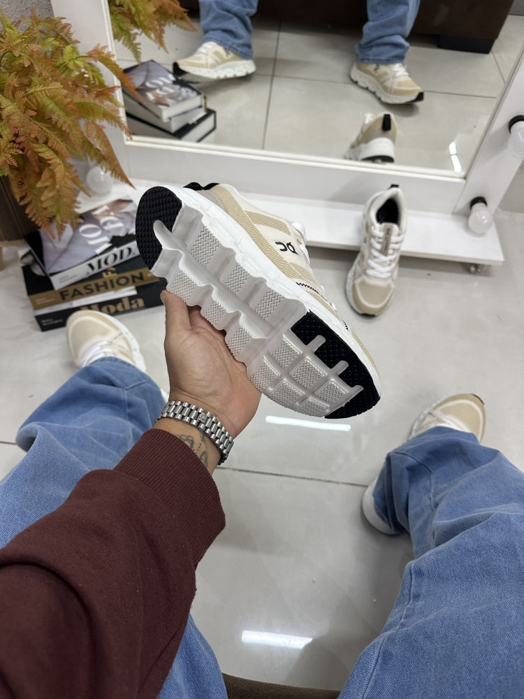ON CLOUD SURFER MAX CREME/OFF