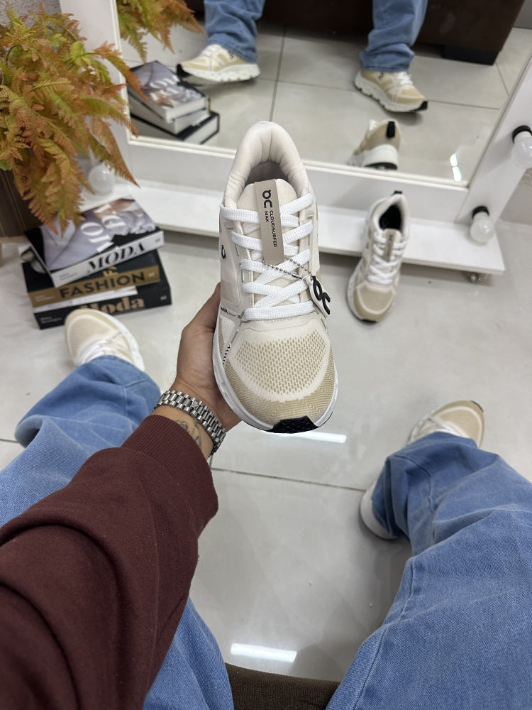 ON CLOUD SURFER MAX CREME/OFF