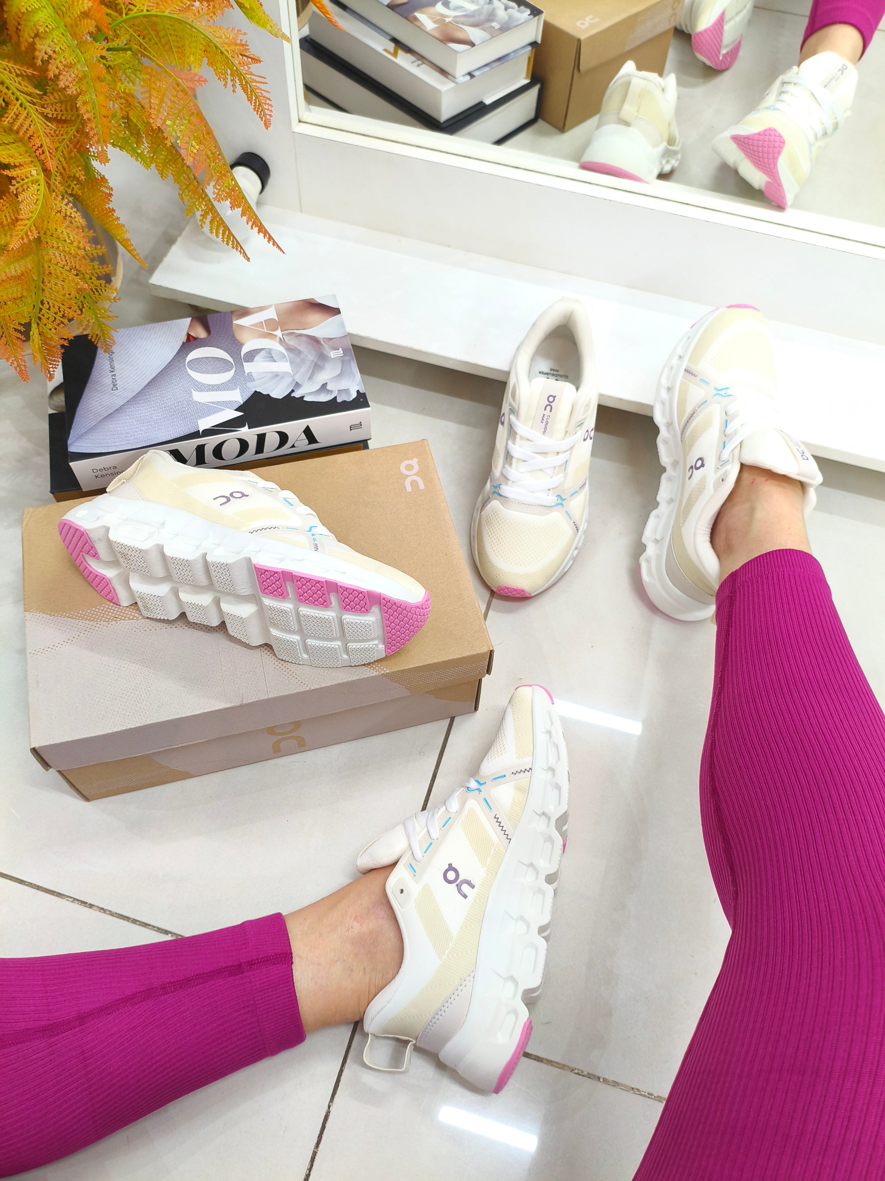 ON CLOUD SURFER MAX OFF LILAS/ROSA